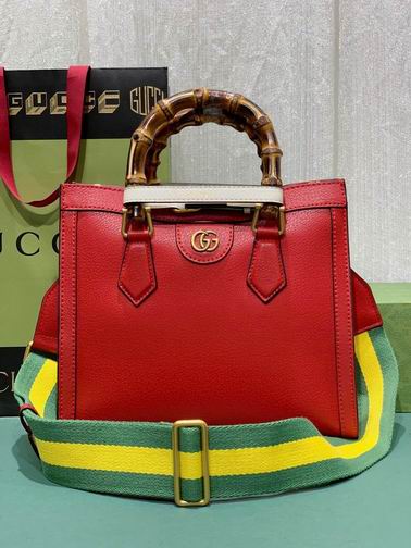 Gucci Diana 702721 27x24x11cm CN  (1)